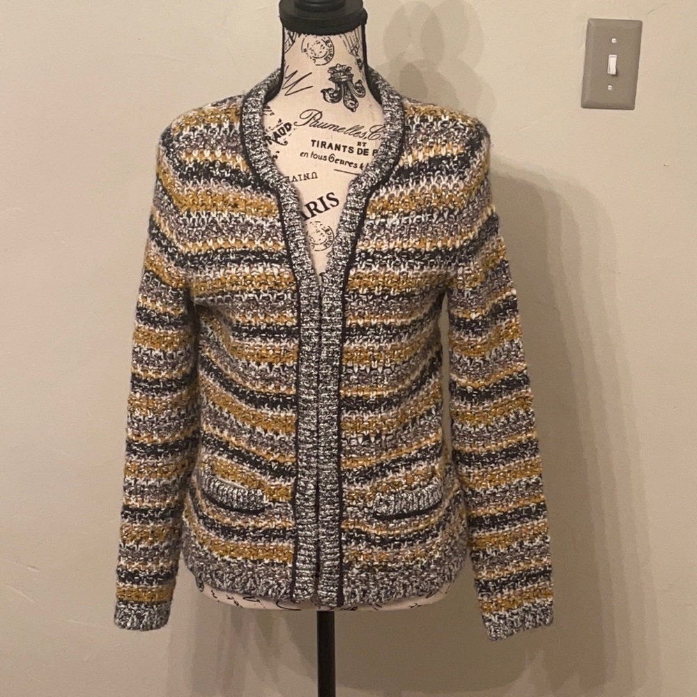EUC Banana Republic wool blend cardigan​​​​​​​​​​​​​